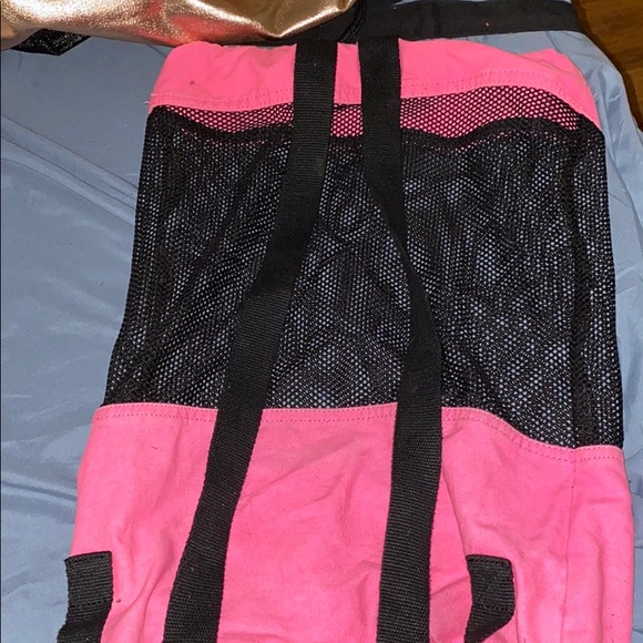 Pink Victoria secrets pull string bag - Picture 4 of 5